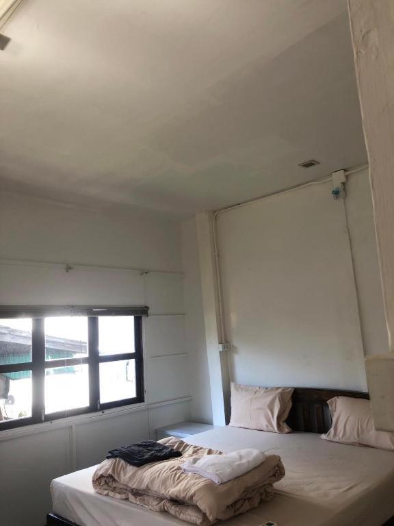 Nearthepark Backpack House Hostel เชียงใหม่ ภายนอก รูปภาพ